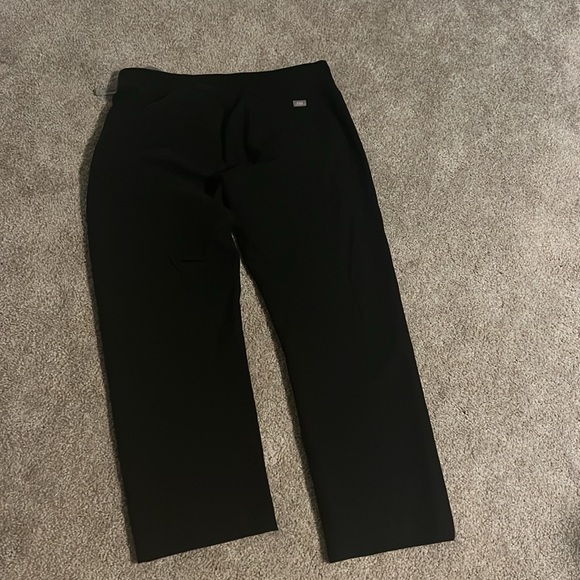 FIGS Black Scrub Bottoms - Picture 3 of 5